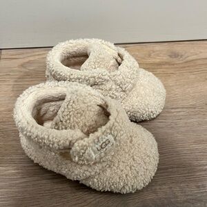 UGG Natural Curly Bixbee Bootie